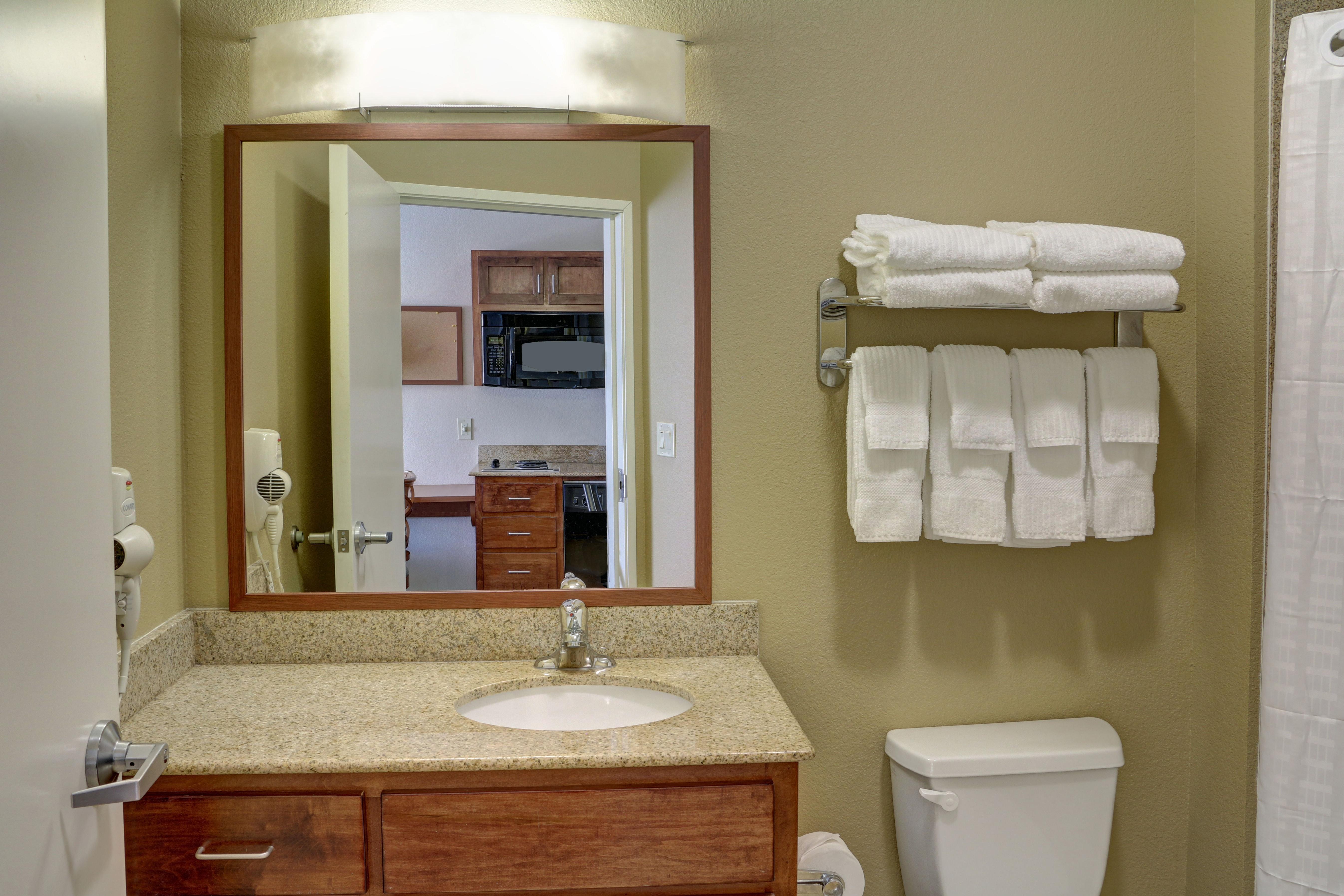 แคนเดิ้ลวูด สวีท เท็กซาร์แคนา Hotel Texarkana ภายนอก รูปภาพ