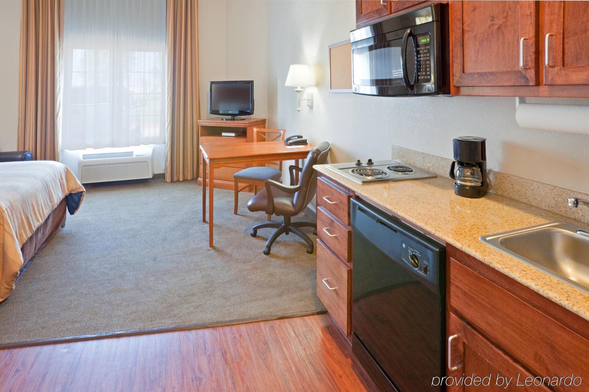 แคนเดิ้ลวูด สวีท เท็กซาร์แคนา Hotel Texarkana ภายนอก รูปภาพ